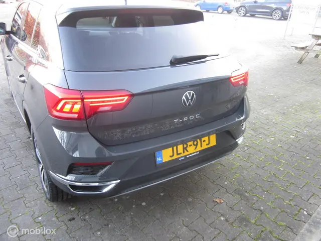 Volkswagen T-Roc 1.5 TSI Style Business 2021 Benzine 5