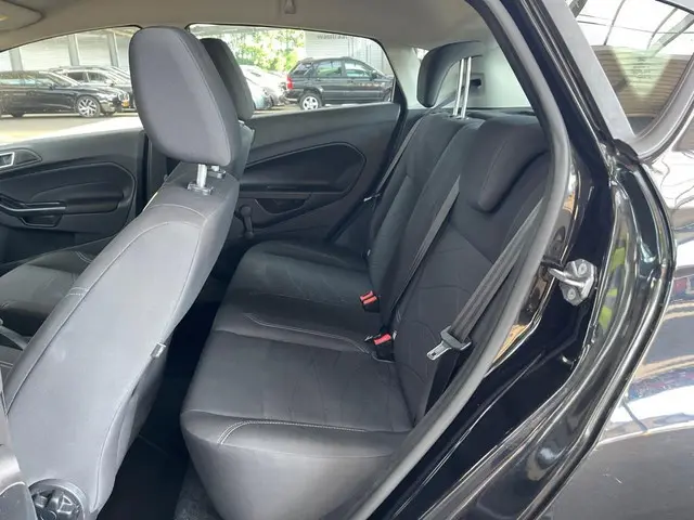 Ford Fiesta 1.0 Style 54.300 km + NAP NL-auto 2014 Benzine 6