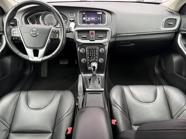 Volvo V40 1.5 T2 Polar+ 2020 Benzine 4