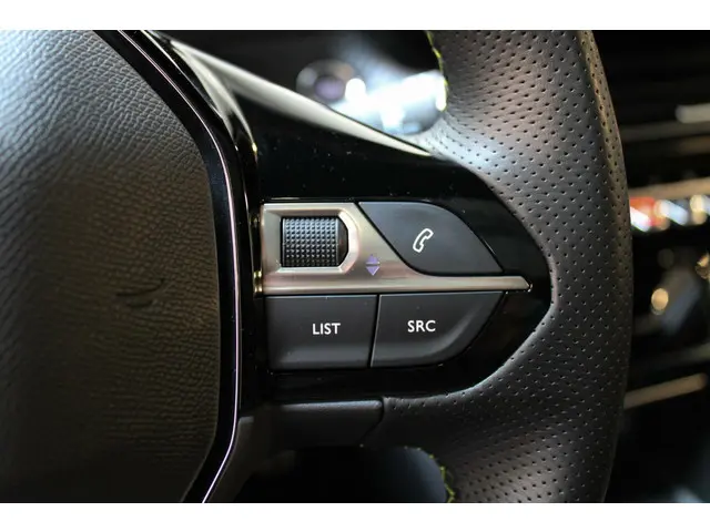 Peugeot e-208 EV GT Pack 50 kWh | PANO | 2022 Elektrisch 39