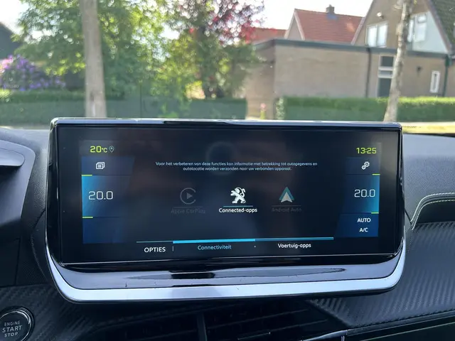 Peugeot e-2008 EV GT Automaat 2022 Elektrisch 12