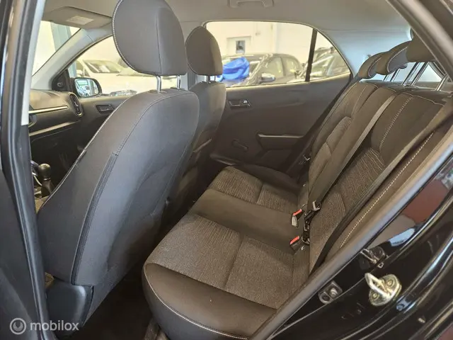 Kia Picanto 1.0 MPi ComfortLine 2020 Benzine 10