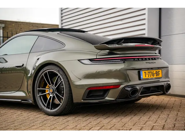 Porsche 911 3.8 Turbo S 2023 Benzine 50
