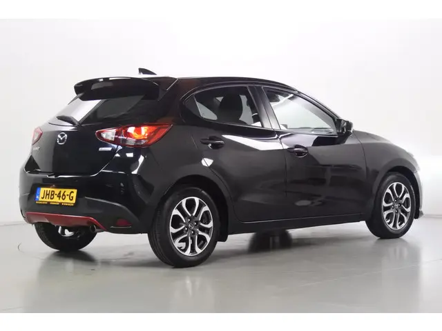 Mazda 2 1.5 90pk Sports-line 2017 Benzine 2