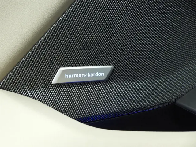 BMW 1 Serie 120 2025 Benzine 22