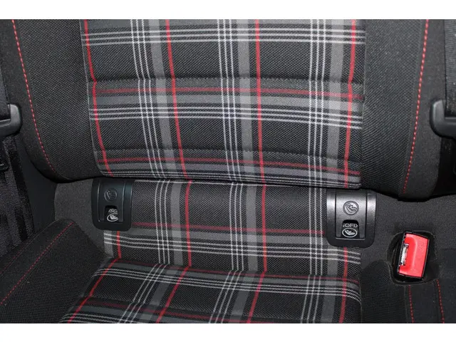 Volkswagen Golf 2.0 TSI GTI Performance 2019 Benzine 21