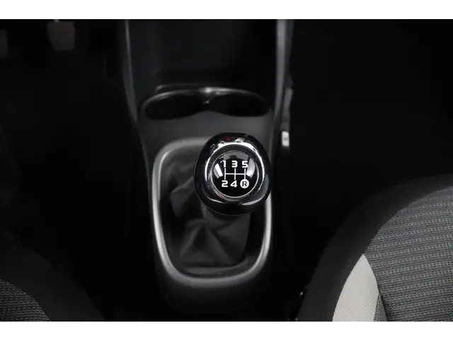 Toyota Aygo 1.0 VVT-i x-play 2022 Benzine 21