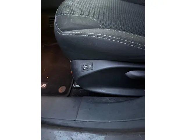 Peugeot 208 1.2 PureTech Allure 2019 Benzine 15