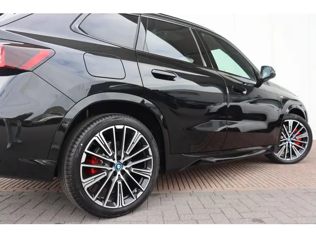 BMW X1 xDrive25e 2025 Hybride Benzine 7