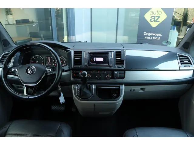 Volkswagen Transporter 2.0 TDI L2H1 Highline 2019 Diesel 17