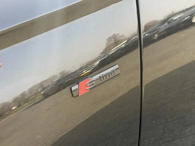 Audi A6 Avant 3.0 TFSI quattro 3X S-Line 2014 Benzine 10