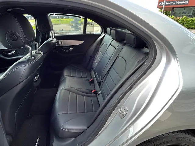 Mercedes-Benz C-Klasse C180 AMG line 2014 Benzine 34