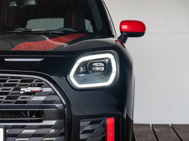 MINI Countryman JCW ALL4 2024 Benzine 39