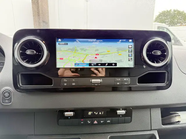 Mercedes-Benz Sprinter 319 1.9 CDI 2023 Diesel 19