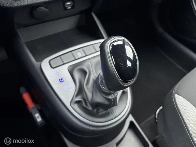 Hyundai i10 1.0 Comfort Automaat! 2022 Benzine 13