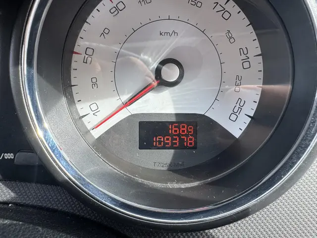 Peugeot 308 CC 1.6 THP Féline 2012 Benzine 17