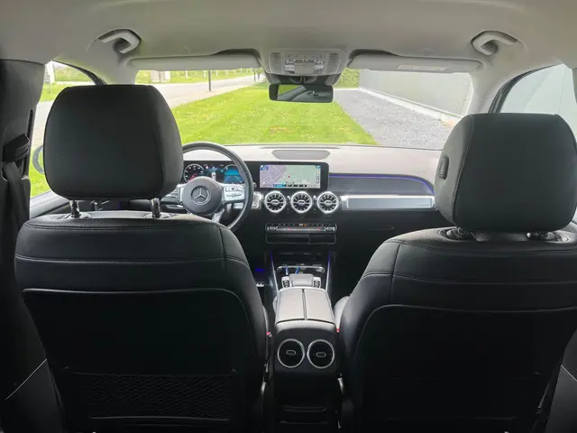 Mercedes-Benz GLB 220 d Premium Plus 2020 Diesel 12