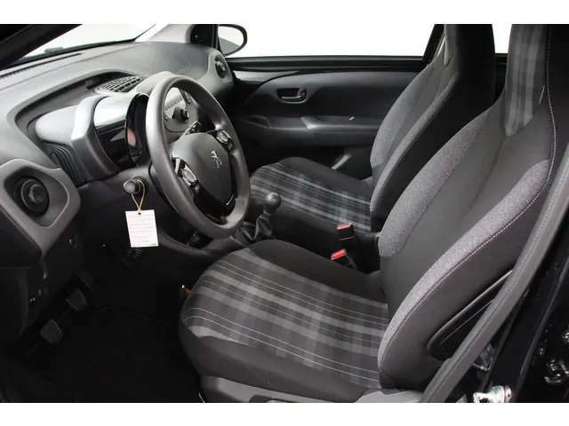 Peugeot 108 1.0 e-VTi Blue Active 2020 Benzine 6