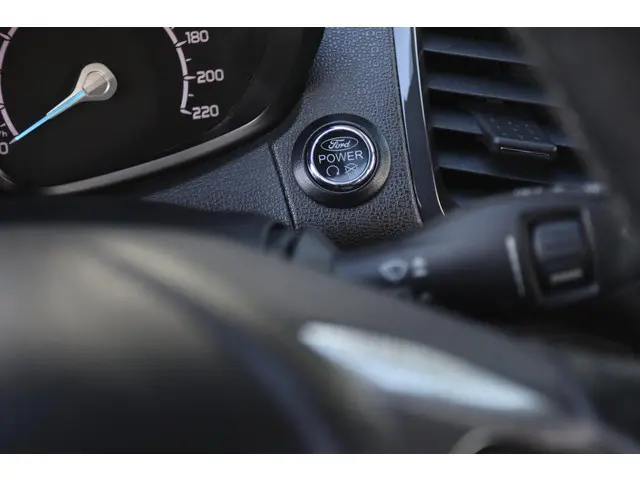 Ford EcoSport 1.0 ECOBOOST TITANIUM 2015 Benzine 22