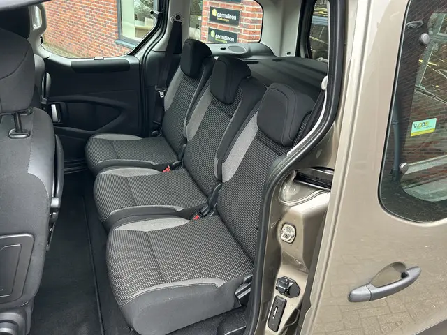 Peugeot Partner Tepee 1.2 PureTech Active 2016 Benzine 11