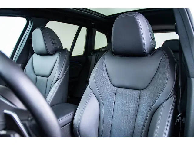 BMW X3 xDrive30e High Executive 2022 Hybride Benzine 19