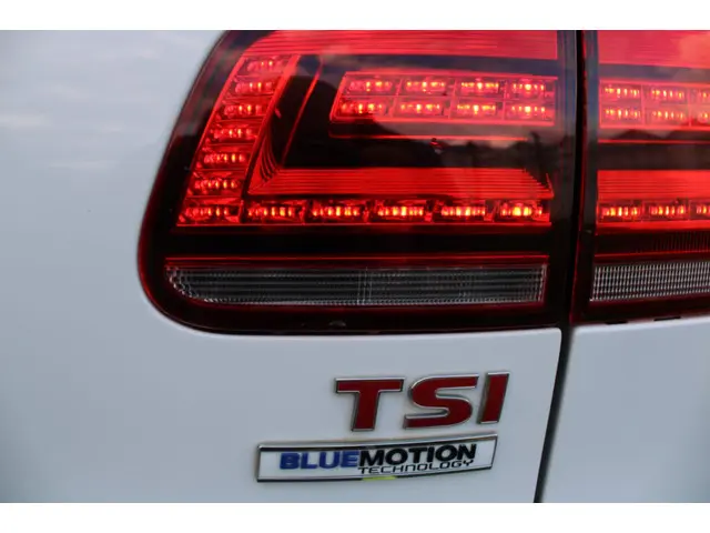 Volkswagen Tiguan 1.4 TSI R-Line Edition 2015 Benzine 14