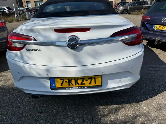 Opel Cascada 1.4 Turbo ecoFLEX Cosmo 2013 Benzine 32