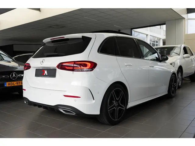 Mercedes-Benz B-Klasse 200 AMG 2019 Benzine 6
