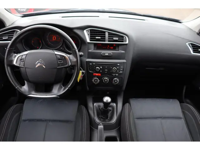 Citroën C4 1.4 VTi Tendance 2012 Benzine 9
