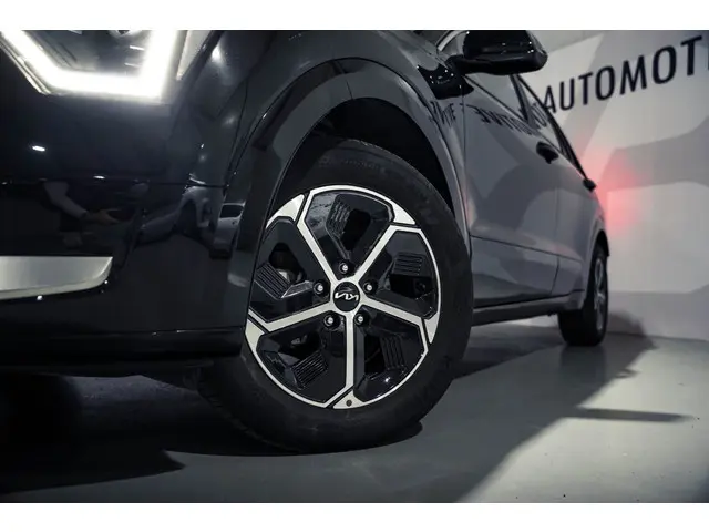 Kia Niro 1.6 GDi Hybrid DynamicLine 2023 Hybride Benzine 3