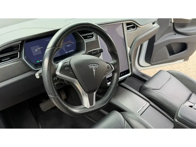 Tesla Model X 75D Base 2018 Elektrisch 13