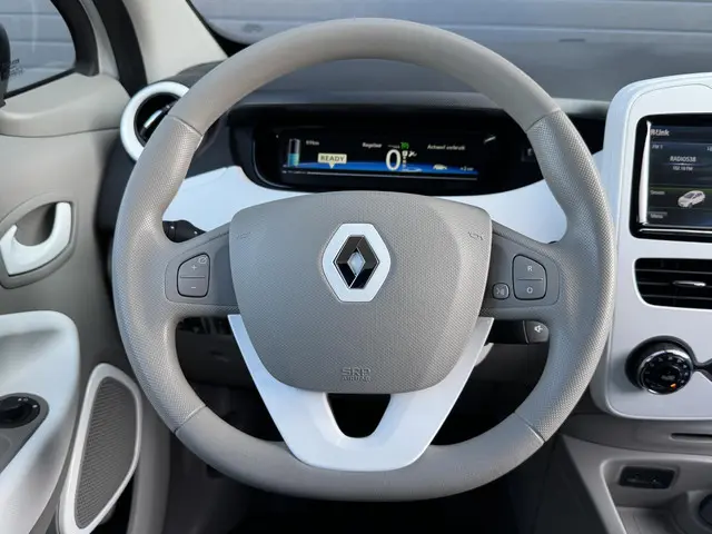 Renault ZOE R90 LIFE 41 kWh 2017 Elektrisch 13