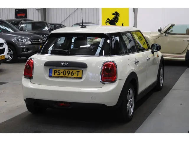 MINI One Mini 1.2 Business 2017 Benzine 4