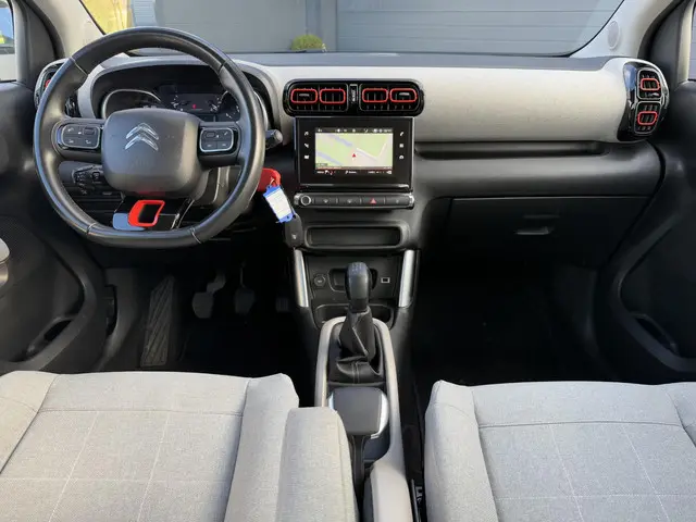 Citroën C3 Aircross 1.2 PureTech S&S Shine 2018 Benzine 10