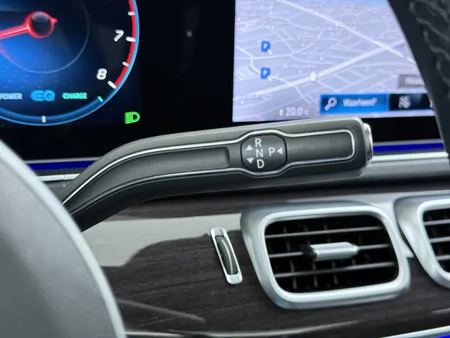 Mercedes-Benz GLE 450 4MATIC AMG line 2020 Benzine 25