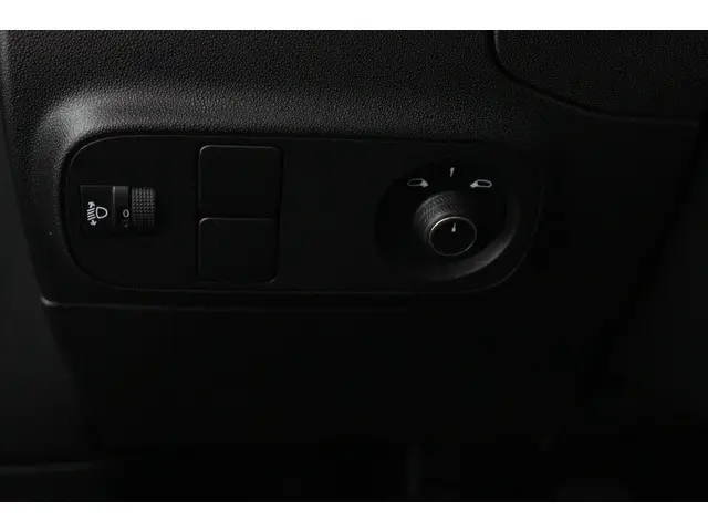 Citroën C3 1.2 C-Series | Navi | Airco | 2023 Benzine 21