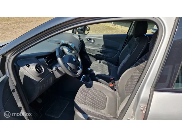 Renault Captur 0.9 TCe 2017 Incl Nw Apk 2017 Benzine 12