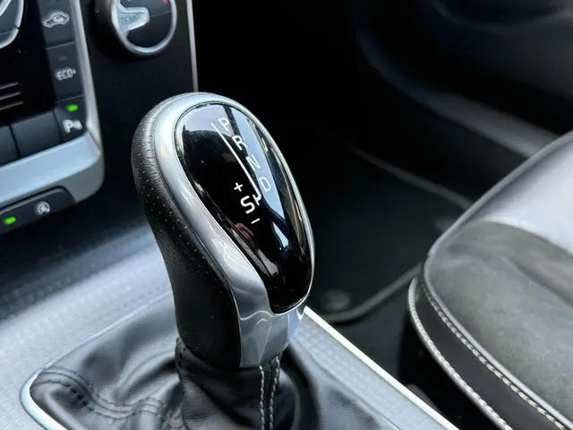 Volvo V40 2.0 D2 R-Design 2017 Diesel 23