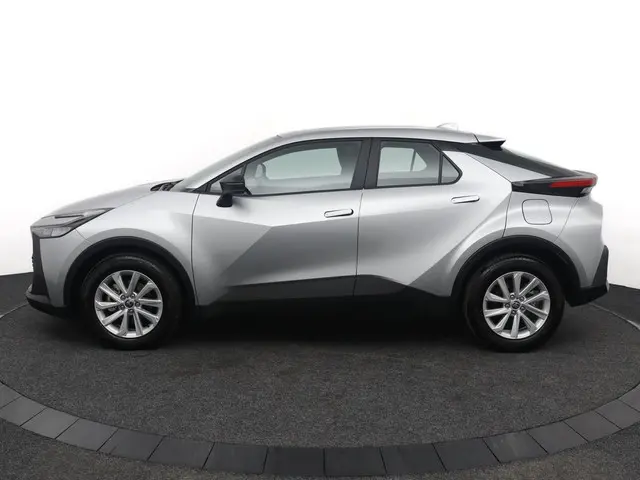 Toyota C-HR 3