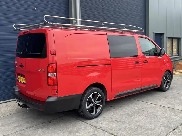 Toyota ProAce Worker 2.0 D-4D Live DC 2022 Diesel 6