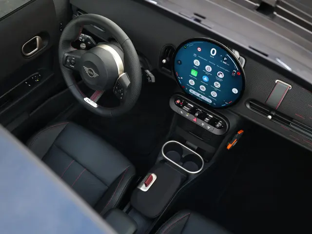 MINI 3-Deurs Cooper C 2025 Benzine 24