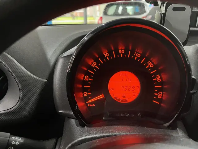 Toyota Aygo 1.0 VVT-i x-fun 2017 Benzine 8