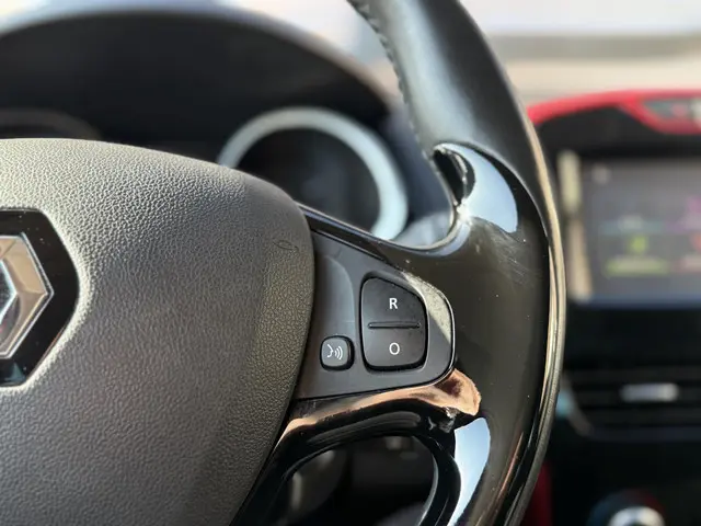 Renault Clio 0.9 TCe Expression 2016 Benzine 17