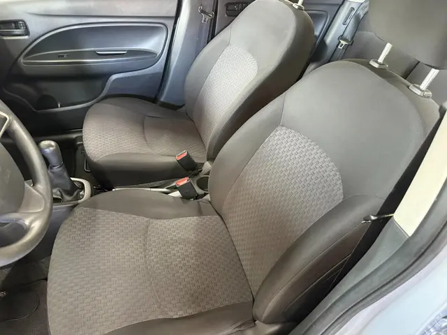 Mitsubishi Space Star 1.0 Cool+ 2020 Benzine 9