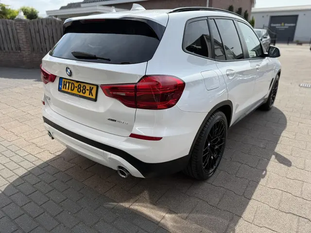 BMW X3 xDrive30e Executive 24372km 2021 Hybride Benzine 10