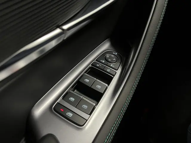 BYD SEAL U 1.5 DM-i FWD Boost 2025 Hybride Benzine 23