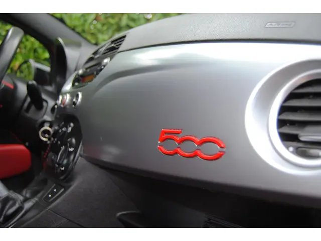 Fiat 500 0.9 TwinAir Lounge 2015 Benzine 14