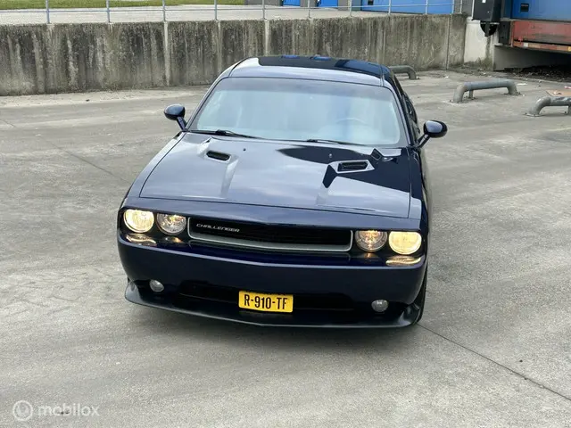 Dodge Challenger 3.6 coupe 2013 Benzine 8