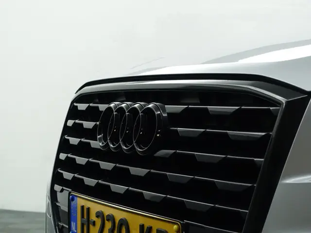 Audi Q2 35 TFSI S Competition Aut- 2020 Benzine 29