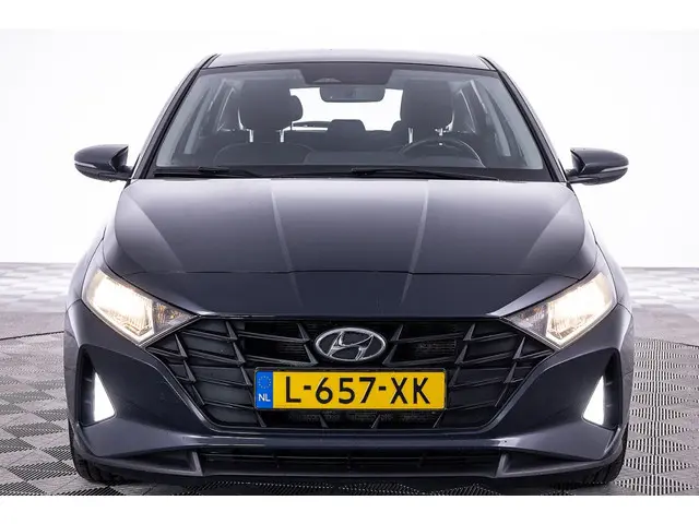 Hyundai i20 1.2 MPI Comfort | AIRCO | VELGEN 2021 Benzine 19